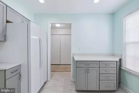 Entry Way - 47 Tallow Ct #4-4, Windsor Mill, MD 21244 photo 5 of 9