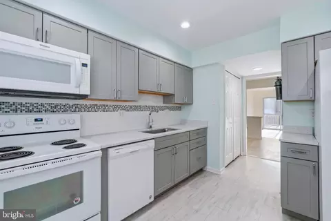 Kitchen - 47 Tallow Ct #4-4, Windsor Mill, MD 21244 photo 2 of 4