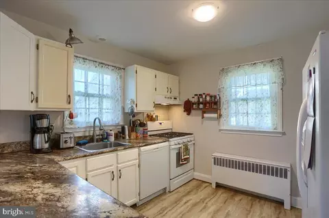3417 Mayfield Ave, Windsor Mill, MD 21244 photo 10