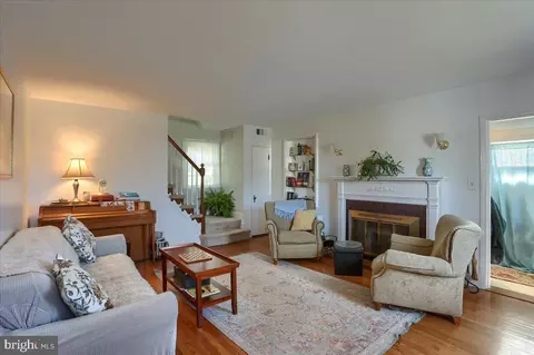 3417 Mayfield Ave, Windsor Mill, MD 21244 photo 4
