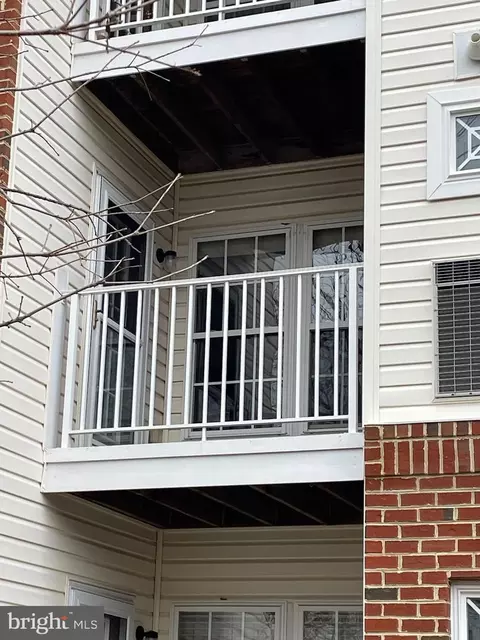 5017 Marchwood Ct #5H, Perry Hall, MD 21128
