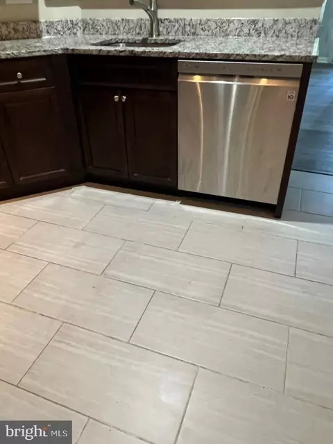Kitchen - 7412 Hindon Cir #103, Baltimore, MD 21244 photo 3 of 3