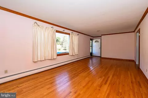 Living - 1 Irving Pl, Baldwin, MD 21013 photo 3 of 7