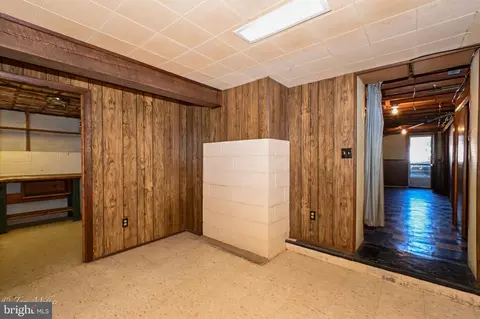 Entry Way - 1 Irving Pl, Baldwin, MD 21013 photo 5 of 5