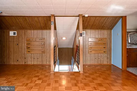 Entry Way - 1 Irving Pl, Baldwin, MD 21013 photo 3 of 5