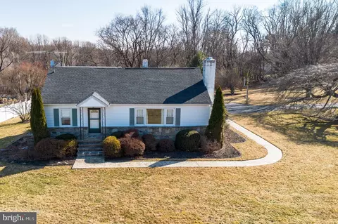 Exterior - 1 Irving Pl, Baldwin, MD 21013 photo 3 of 4