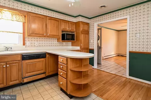 Kitchen - 1 Irving Pl, Baldwin, MD 21013 photo 1 of 3