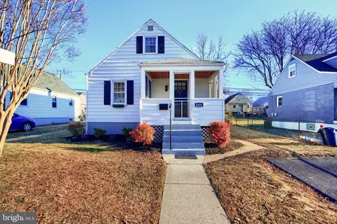 2520 Wendover Rd, Parkville, MD 21234