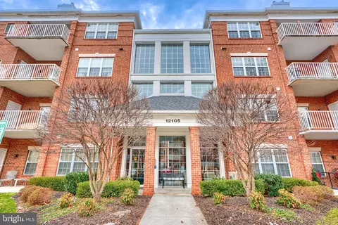 12105 Tullamore Ct #303, Lutherville Timonium, MD 21093