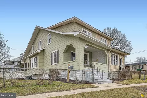 2415 Hammonds Ferry Rd, Halethorpe, MD 21227