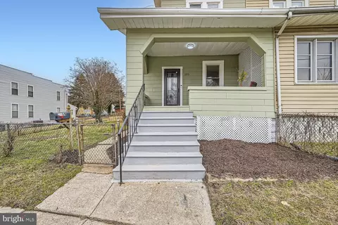 Exterior - 2415 Hammonds Ferry Rd, Halethorpe, MD 21227 photo 2 of 4