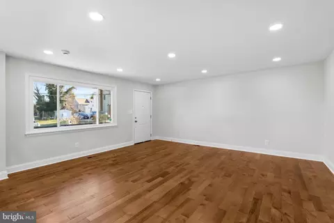 3206 Lorena Ave, Halethorpe, MD 21227 photo 8