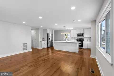 3206 Lorena Ave, Halethorpe, MD 21227 photo 7