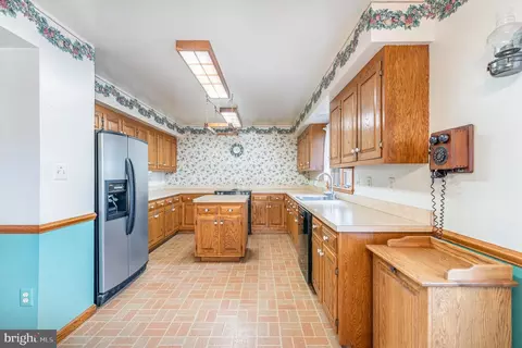 Kitchen - 15122 Eastview Dr, Upperco, MD 21155 photo 1 of 4