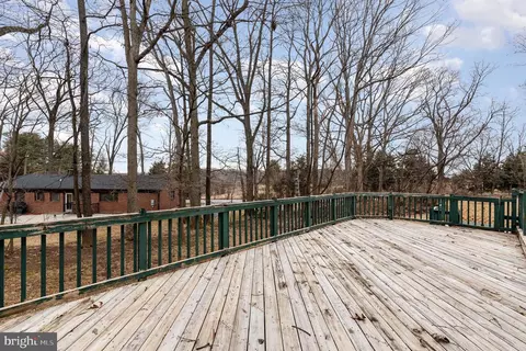 Exterior - 15122 Eastview Dr, Upperco, MD 21155 photo 4 of 7