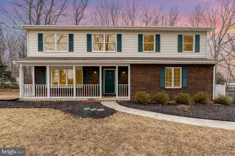 15122 Eastview Dr, Upperco, MD 21155