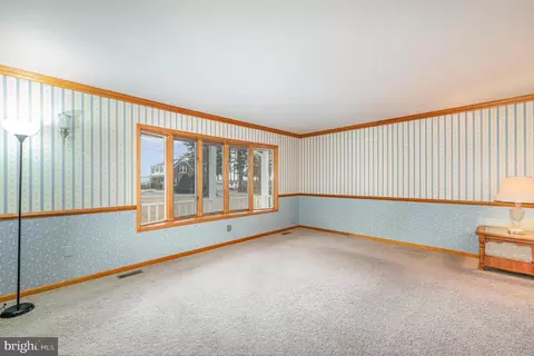 Living - 15122 Eastview Dr, Upperco, MD 21155 photo 2 of 6
