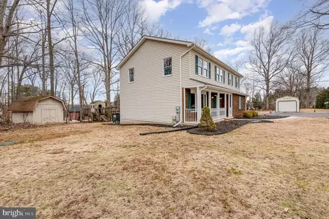 Exterior - 15122 Eastview Dr, Upperco, MD 21155 photo 6 of 7