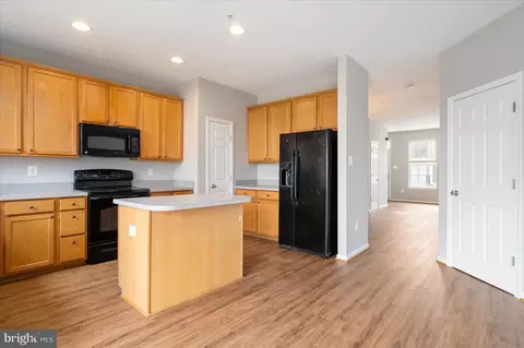 Kitchen - 615 Tinker Rd, Middle River, MD 21220 photo 1 of 4