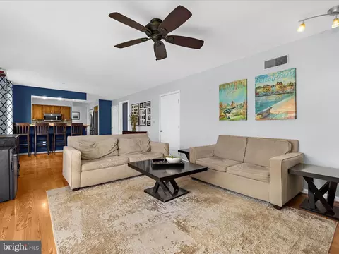 Living - 18718 Falls Rd, Hampstead, MD 21074 photo 2 of 7