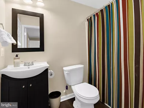 Bath - 18718 Falls Rd, Hampstead, MD 21074 photo 6 of 6