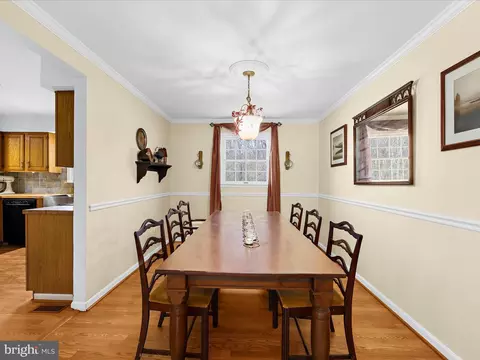 Dining - 18718 Falls Rd, Hampstead, MD 21074 photo 3 of 6