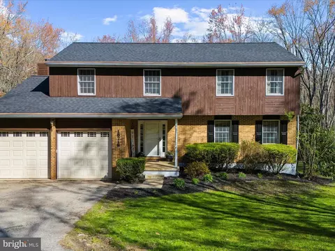 Exterior - 18718 Falls Rd, Hampstead, MD 21074 photo 3 of 12