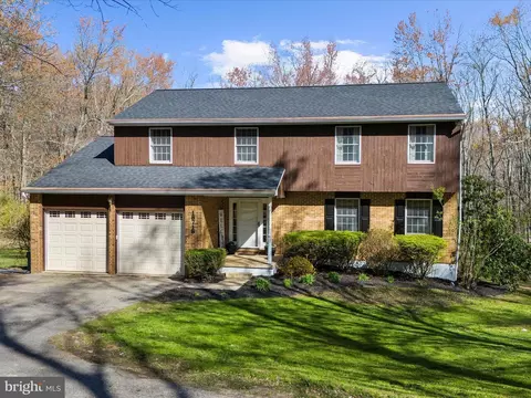 Exterior - 18718 Falls Rd, Hampstead, MD 21074 photo 2 of 12