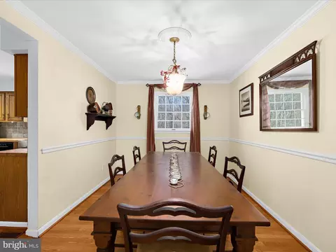Dining - 18718 Falls Rd, Hampstead, MD 21074 photo 4 of 6