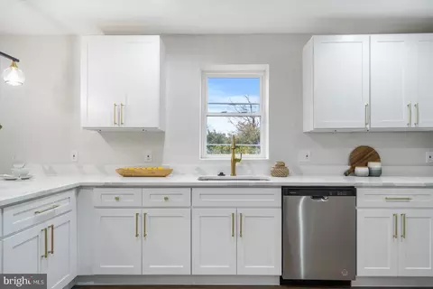 Kitchen - 9532 Bauer Ave, Nottingham, MD 21236 photo 2 of 4