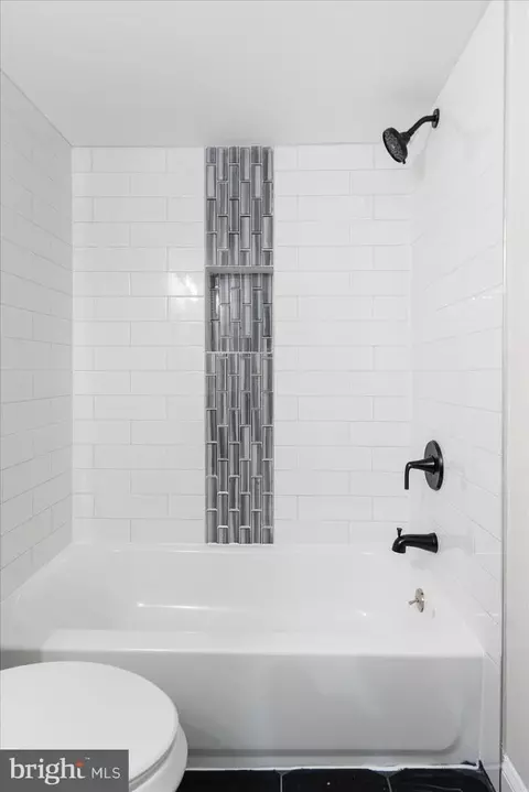 Bath - 9532 Bauer Ave, Nottingham, MD 21236 photo 5 of 7