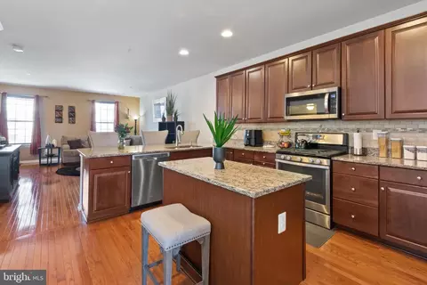 6220 Mckay Cir, Baltimore, MD 21237 photo 5