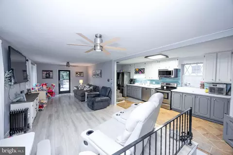 201 Oak Ave, Baltimore, MD 21221 photo 29