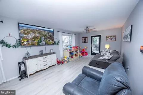 201 Oak Ave, Baltimore, MD 21221 photo 26