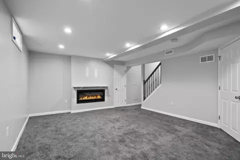 5709 Van Dyke Rd, Baltimore, MD 21206 photo 5