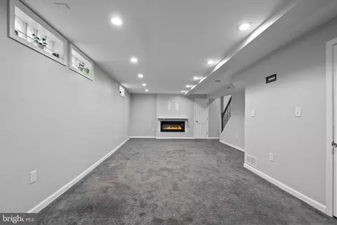 5709 Van Dyke Rd, Baltimore, MD 21206 photo 6