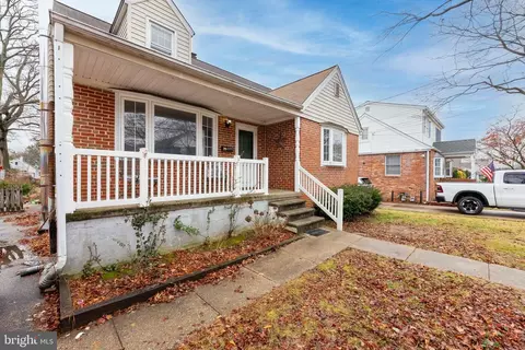325 Nicholson Rd, Essex, MD 21221
