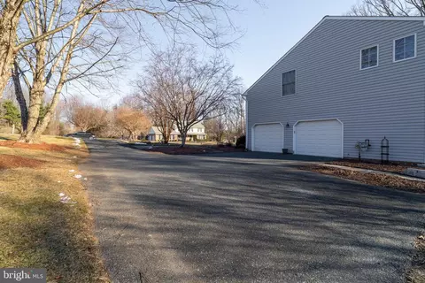Exterior - 14209 Sawmill Ct, Phoenix, MD 21131 photo 14 of 17