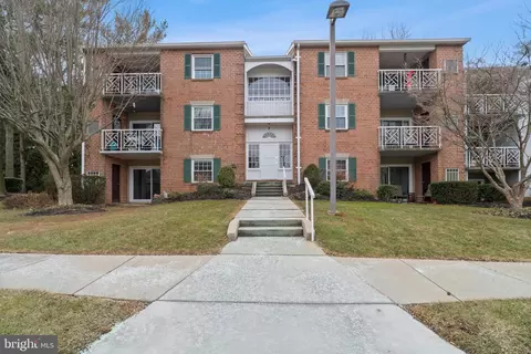 2 Ballindine Ct #101, Lutherville Timonium, MD 21093