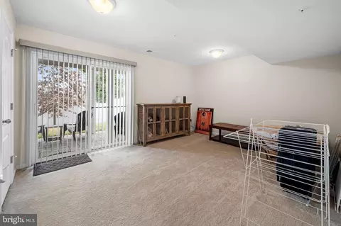 7622 Town View Dr, Baltimore, MD 21222 photo 3