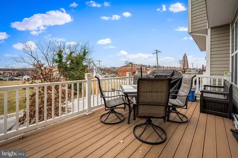 7622 Town View Dr, Baltimore, MD 21222 photo 8