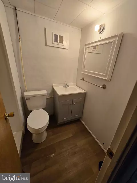524 Old Home Rd, Baltimore, MD 21206 photo 6