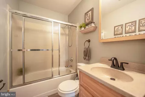 7113 Olivia Rd, Middle River, MD 21220 photo 13