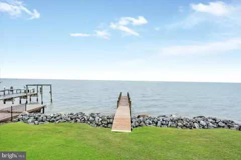 View/Area - 8901 Chesapeake Ave, Sparrows Point, MD 21219 photo 4 of 17
