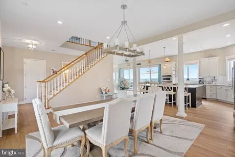 Dining - 8901 Chesapeake Ave, Sparrows Point, MD 21219 photo 1 of 3