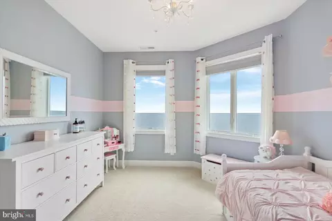 Bedroom - 8901 Chesapeake Ave, Sparrows Point, MD 21219 photo 2 of 8