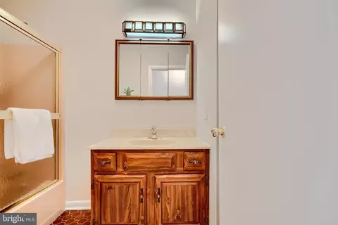 6705 S River Dr, Middle River, MD 21220 photo 35