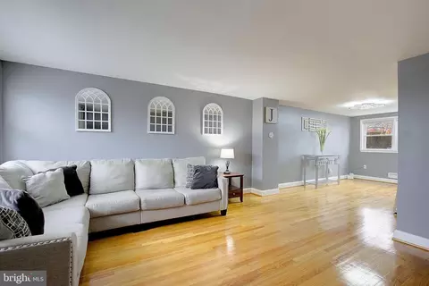 1244 Newfield Rd, Gwynn Oak, MD 21207 photo 6