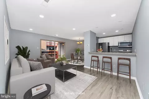 10 Cloverwood #203, Essex, MD 21221
