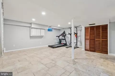 Entry Way - 7002 Bellona Ave, Baltimore, MD 21212 photo 3 of 3